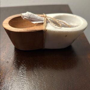 Anthropologie White and Brown Soap Dish